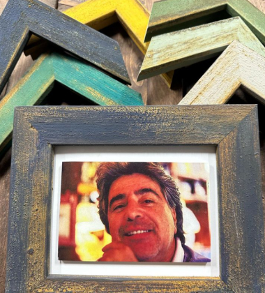 about-frame2