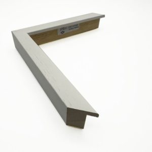 3/4 White Stained Modesto