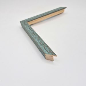 5/8 Blue Distressed Cube Cape Cod